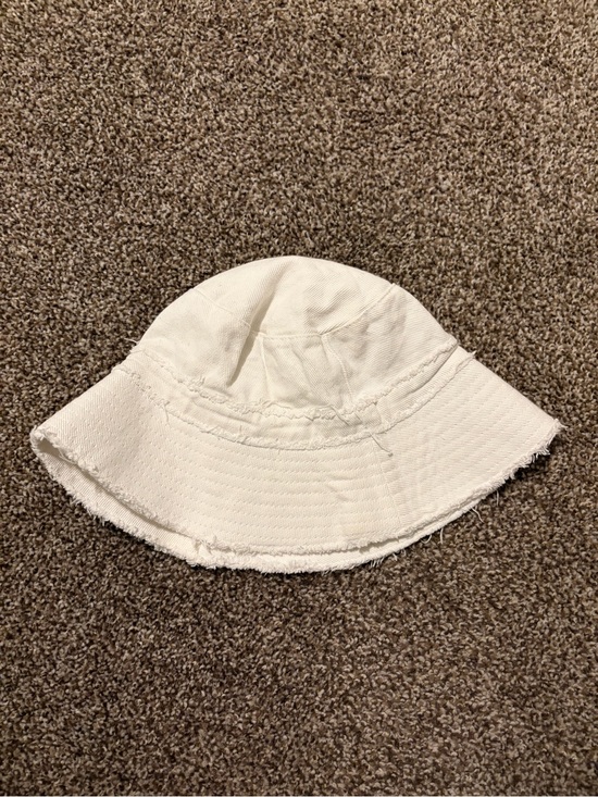 Sandro Accessories - Off-White Frayed Brim Bucket Hat
